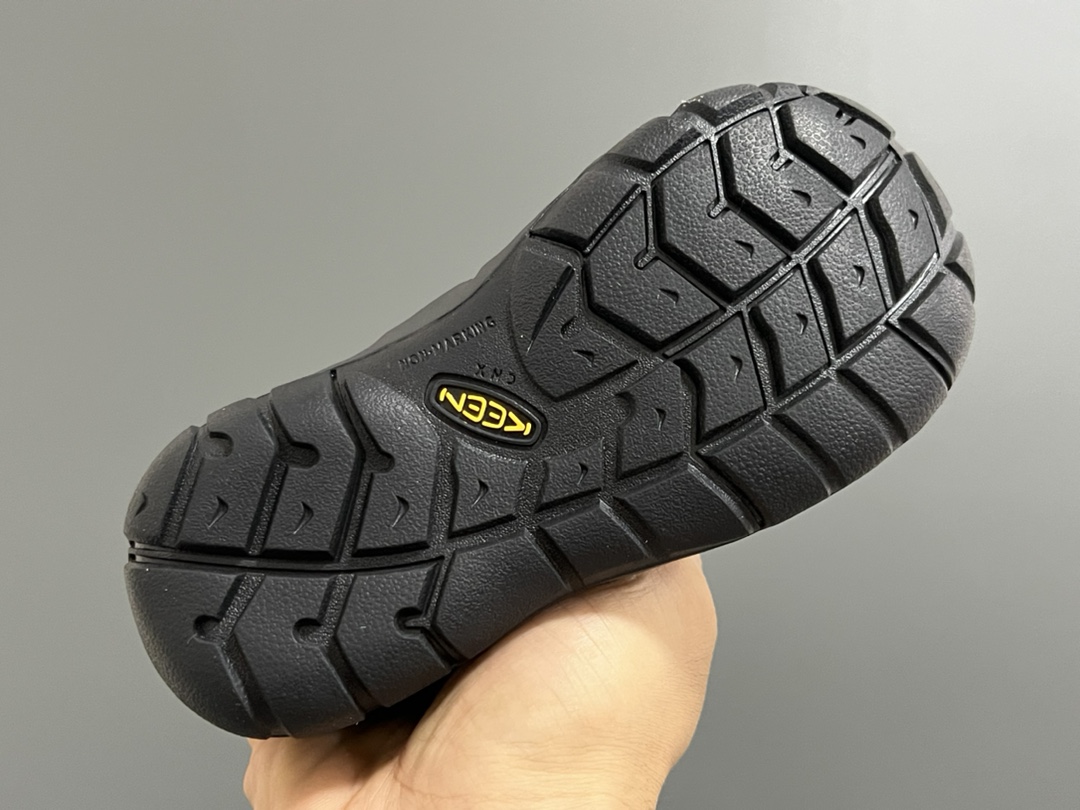 图片[5]-KEEN潮牌二代轻便儿童溯溪两穿凉鞋 尺码：24-37码 潮牌KEEN升级二代轻便凉鞋🆕 超轻超软超好穿✌🏻 溯溪款两穿超便捷✔️ 魔术贴设计，穿脱超方便👍🏻-选品中心