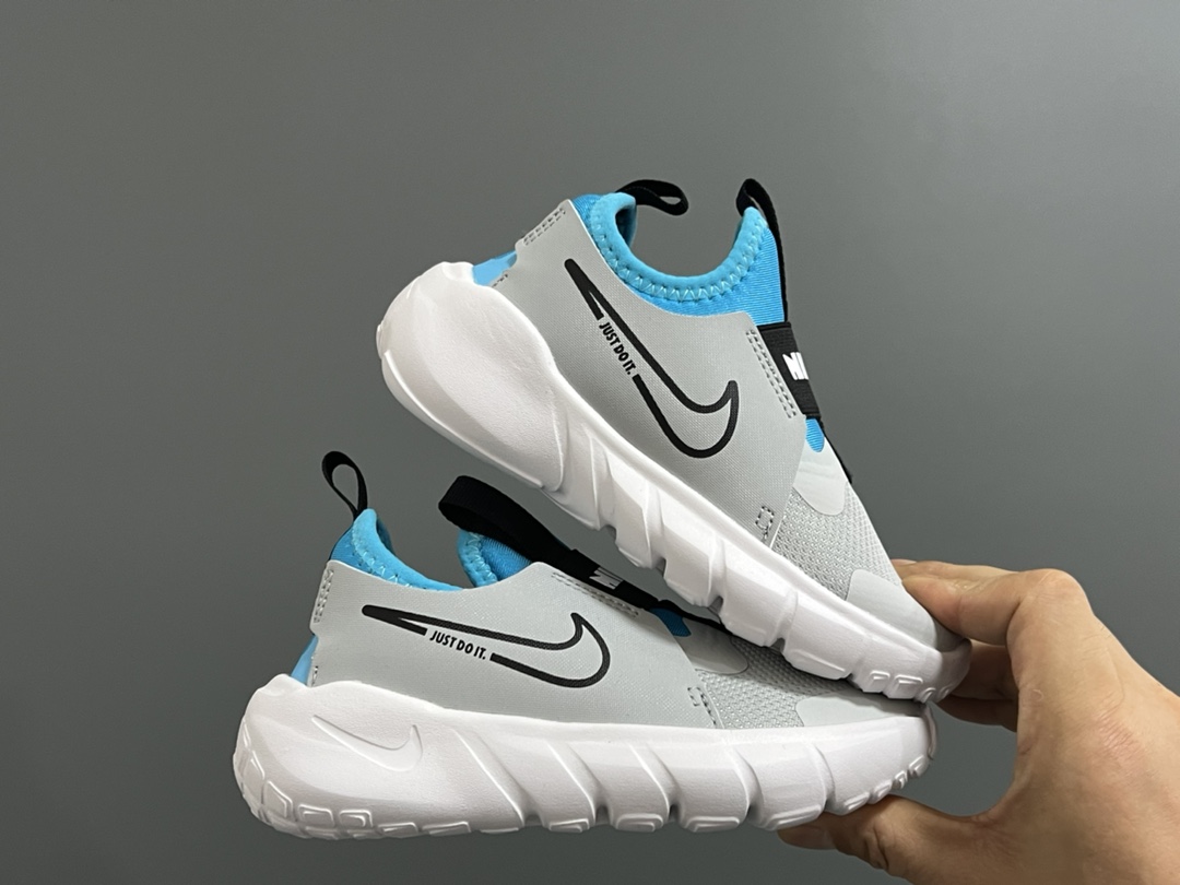 图片[9]-专柜版NK FLEX二代一脚蹬儿童运动鞋 尺码：25-37码 专柜版品质超赞👍🏻 优质针织面料拼接，透气舒适☁️ 一脚蹬款式设计，穿脱便捷✌🏻 耐磨防滑大底，脚感不言而喻✔️-选品中心