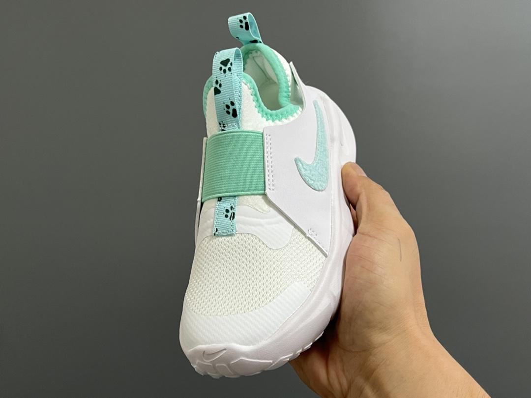 图片[3]-专柜版NK FLEX二代一脚蹬儿童运动鞋 尺码：25-37码 专G版品质超赞👍🏻 优质针织面料拼接，透气舒适☁️ 一脚蹬款式设计，穿脱便捷✌🏻 耐磨防滑大底，脚感不言而喻✔️-选品中心