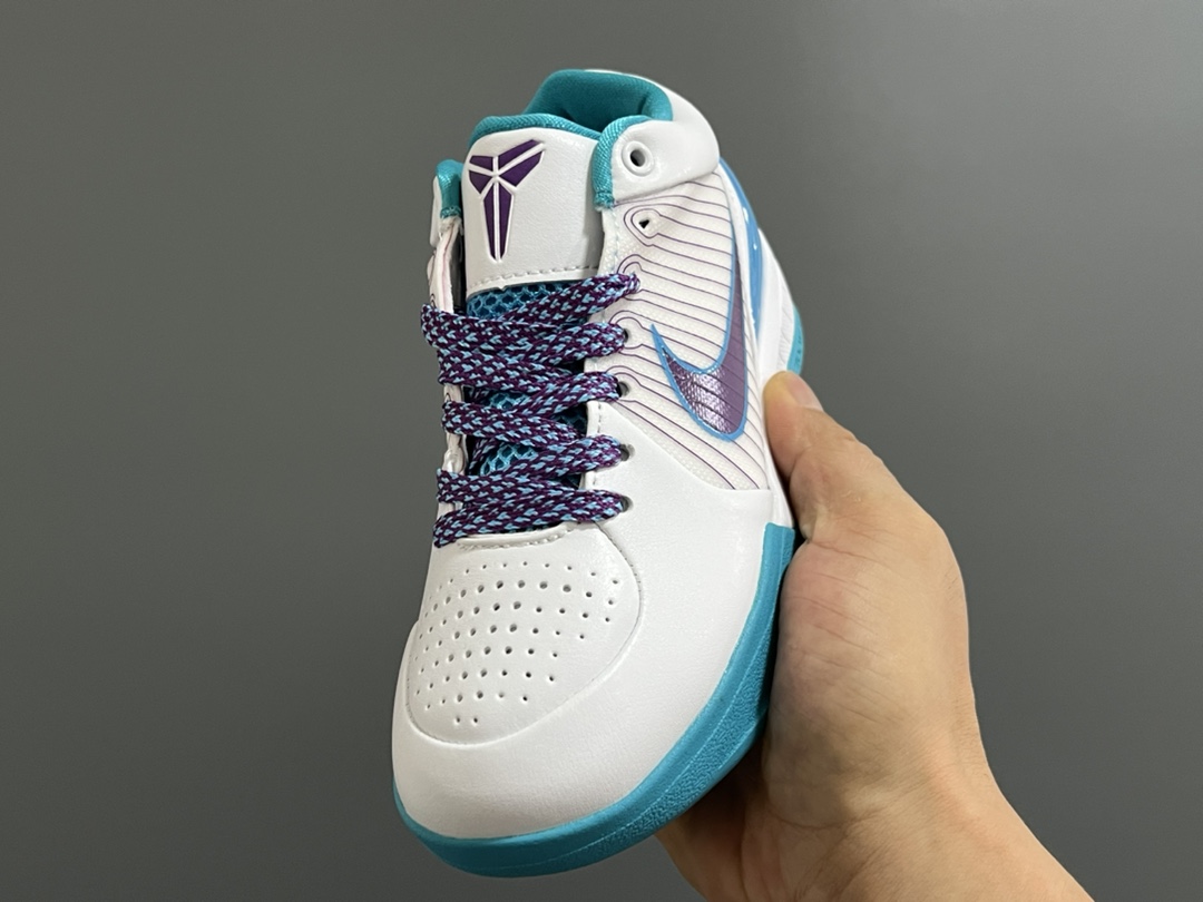 图片[3]-NK 科比4 大童儿童篮球鞋 尺码：30-41码 科比4代新款🆕 大童码数满足青少年需求✌🏻 橡胶耐磨防滑大底，脚感超赞👍🏻 优质皮料拼接，质感满分💯-选品中心