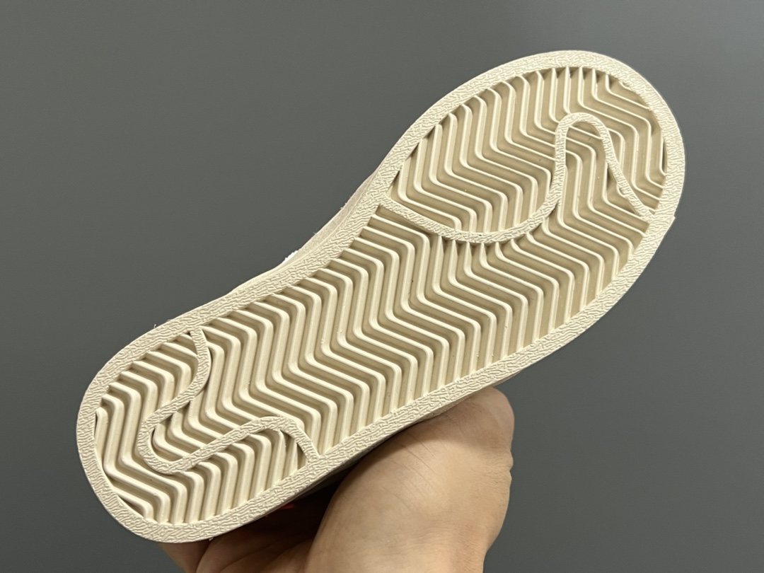 图片[5]-原单版金B贝壳头儿童魔术贴板鞋 尺码：22-37码 原单版的细节版型设计都超赞👍🏻 金标系列绝对是最百搭的单品❤️ 作为入门级板鞋，人手必备✌🏻-选品中心