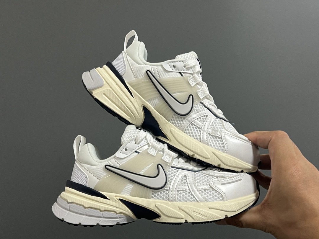 图片[9]-新工厂 NK V2K鞋带扣儿童老爹鞋26-35码 经典V2K老爹款式🆕 优质皮料拼接，质感满满‼️ 橡胶耐磨防滑大底，脚感超赞👍🏻 鞋带扣设计，穿脱超方便✌🏻-选品中心