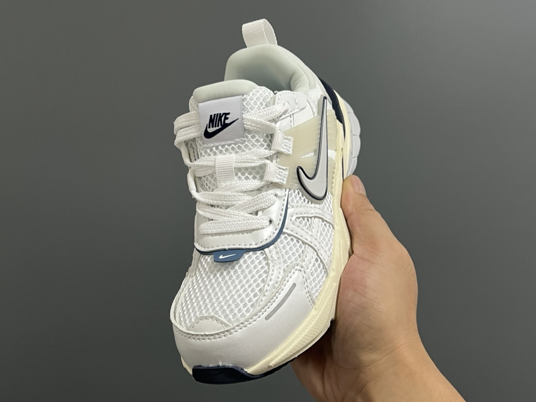 图片[3]-新工厂 NK V2K鞋带扣儿童老爹鞋26-35码 经典V2K老爹款式🆕 优质皮料拼接，质感满满‼️ 橡胶耐磨防滑大底，脚感超赞👍🏻 鞋带扣设计，穿脱超方便✌🏻-选品中心