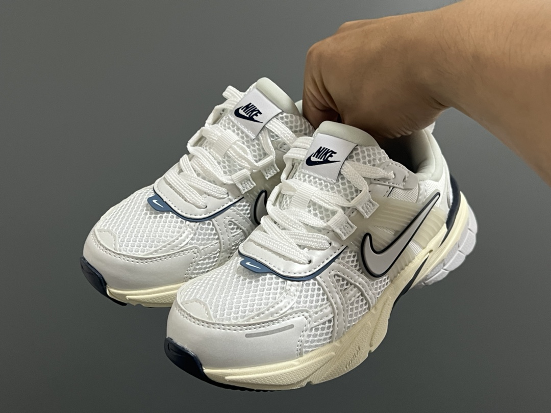 图片[2]-新工厂 NK V2K鞋带扣儿童老爹鞋26-35码 经典V2K老爹款式🆕 优质皮料拼接，质感满满‼️ 橡胶耐磨防滑大底，脚感超赞👍🏻 鞋带扣设计，穿脱超方便✌🏻-选品中心