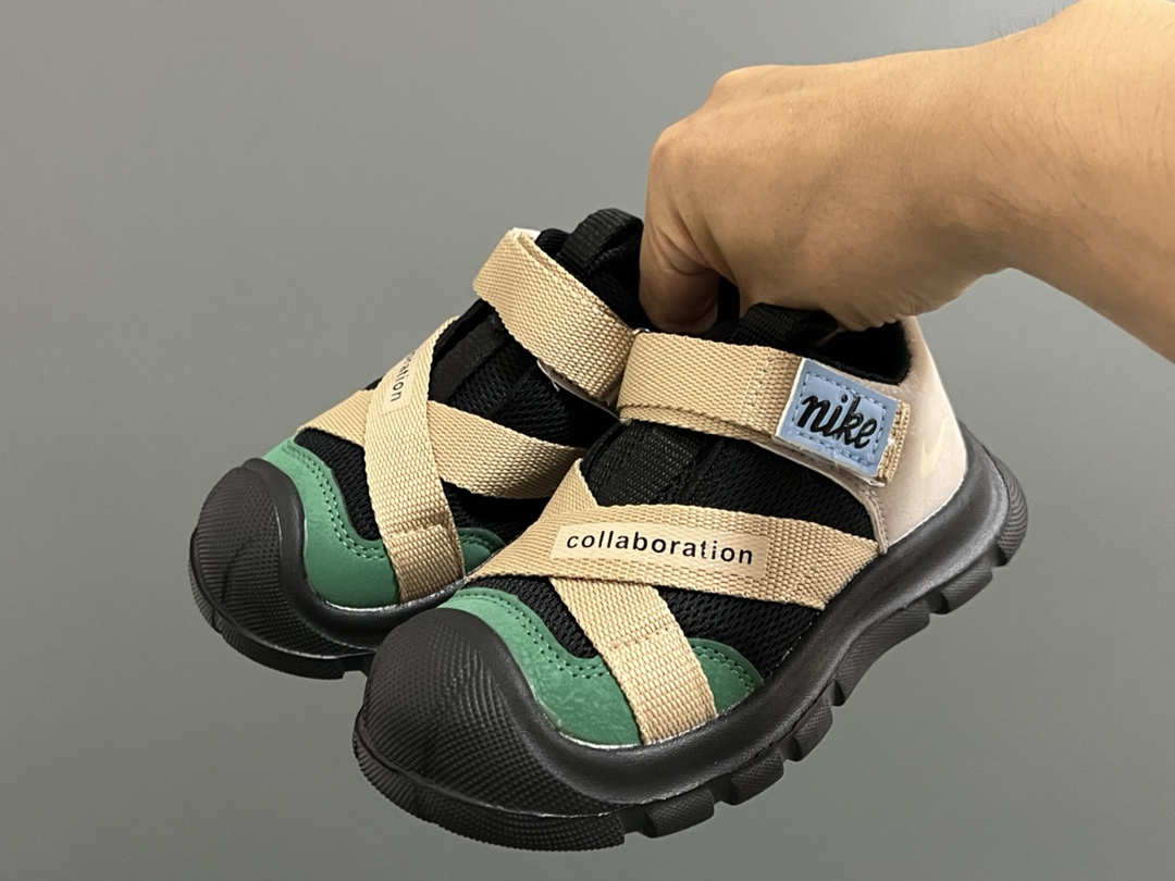 图片[2]-价格调整 NK新款交叉魔术贴儿童运动鞋 尺码：27-37码 包头款式设计，保护稚嫩脚丫🦶 交叉魔术贴设计，穿脱方便✌🏻 耐磨防滑大底，脚感超赞👍🏻-选品中心