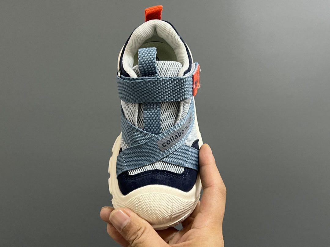 图片[8]-价格调整 NK新款交叉魔术贴儿童运动鞋 尺码：27-37码 包头款式设计，保护稚嫩脚丫🦶 交叉魔术贴设计，穿脱方便✌🏻 耐磨防滑大底，脚感超赞👍🏻-选品中心