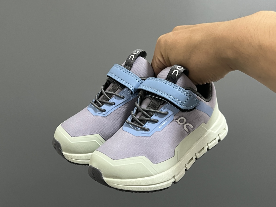 图片[2]-高品质 昂跑秋冬魔术贴松紧带儿童舒适缓震运动鞋 尺码：26-37.5码 来自瑞士🇨🇭的小众品牌🆕 超轻跑鞋款式，透气舒适☁️ 独特的Cloudtec鞋底科技，满足日常生活👍🏻 魔术贴➕松紧带设计，穿脱方便✔️-选品中心