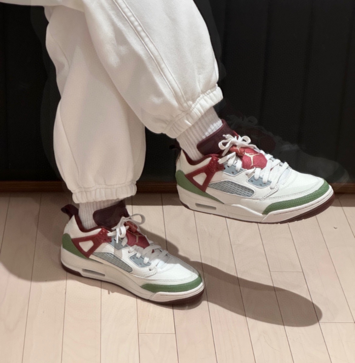 图片[9]-开学推荐5 JORDAN spikize乔 3.5代专g版鞋带扣儿童篮球鞋 尺码：22-37码 经典乔3.5代专柜版❤️ 出了小童款，真的太赞啦👏🏻 优质皮料拼接，质感满分💯 鞋带扣设计，穿脱超级方便✌🏻-选品中心