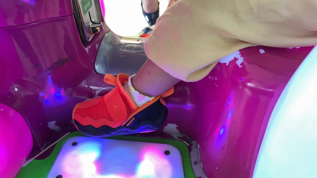 图片[8]-乔丹小鲨鱼网纱儿童一脚蹬魔术贴运动鞋22-37码 网纱拼接设计，透气又舒适☁️ 一脚蹬➕魔术贴，轻松调节✌🏻 大小童鞋底匠心打造，，脚感太赞啦👍🏻-选品中心