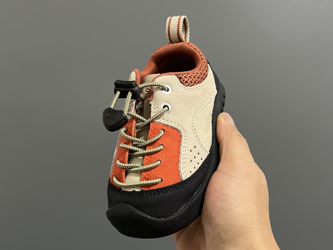 图片[3]-‼️‼️‼️ KEE*潮牌二代儿童亲子款户外登山鞋 尺码：24-34码 经典二代户外登山鞋🔥 优质皮料拼接，包头款式设计✔️ 橡胶耐磨防滑大底，脚感超赞👍🏻-选品中心