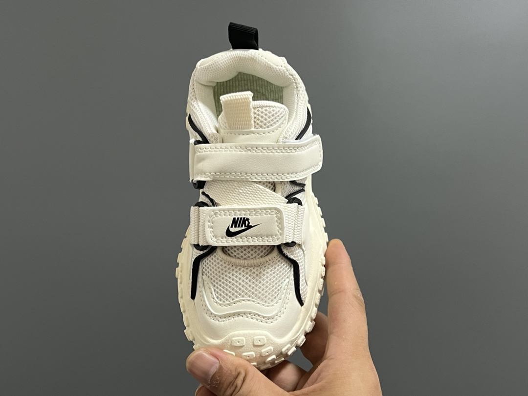 图片[7]-NK 新款双魔术贴儿童轮胎鞋 尺码：26-37码 超爱的轮胎🛞系列 双魔术贴设计，穿脱方便✔️ 耐磨防滑大底，脚感超赞👍🏻-选品中心