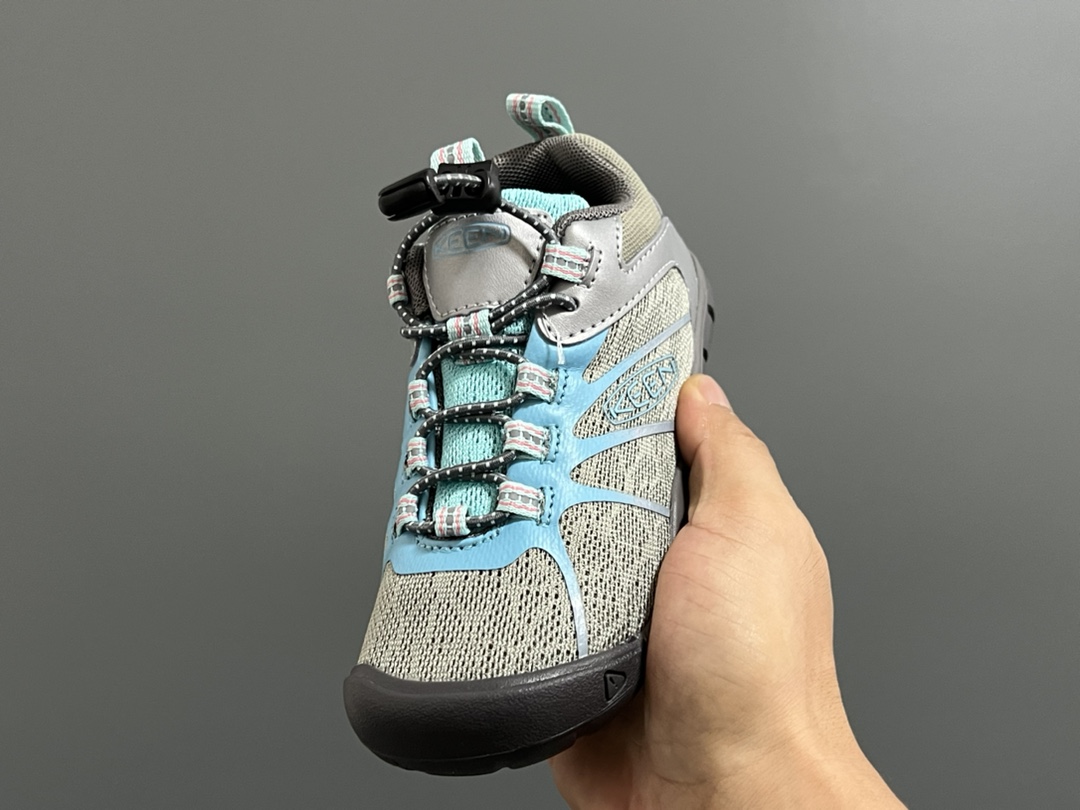 图片[3]-KEE*潮牌新款chandler 2cnx 冒险款户外网面儿童运动鞋 尺码：24-37码 户外大佬出品，必备时尚单品❤️ 松紧扣设计，穿脱方便✌🏻 橡胶耐磨防滑大底，脚感超赞👍🏻-选品中心