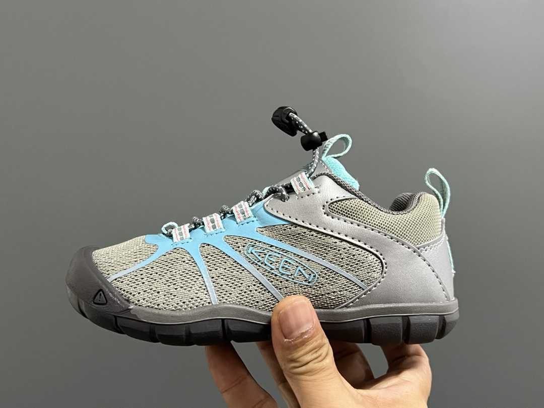 图片[4]-KEE*潮牌新款chandler 2cnx 冒险款户外网面儿童运动鞋 尺码：24-37码 户外大佬出品，必备时尚单品❤️ 松紧扣设计，穿脱方便✌🏻 橡胶耐磨防滑大底，脚感超赞👍🏻-选品中心