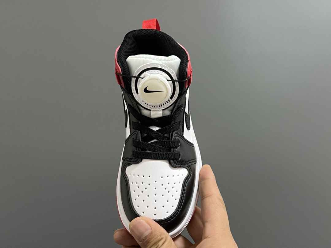 图片[8]-乔一中帮锁扣儿童运动鞋 尺码：22-37.5码 超棒的锁扣系列🔥 经典乔一中帮款式🆕 优质皮料质感超赞👍🏻 耐磨防滑大底，脚感超舒服☁️-选品中心