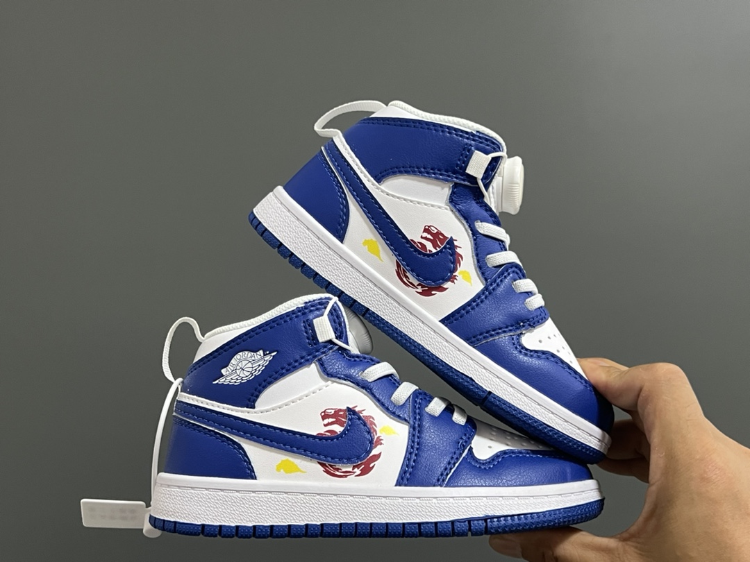 图片[9]-乔一中帮锁扣儿童运动鞋 尺码：22-37.5码 超棒的锁扣系列🔥 经典乔一中帮款式🆕 优质皮料质感超赞👍🏻 耐磨防滑大底，脚感超舒服☁️-选品中心