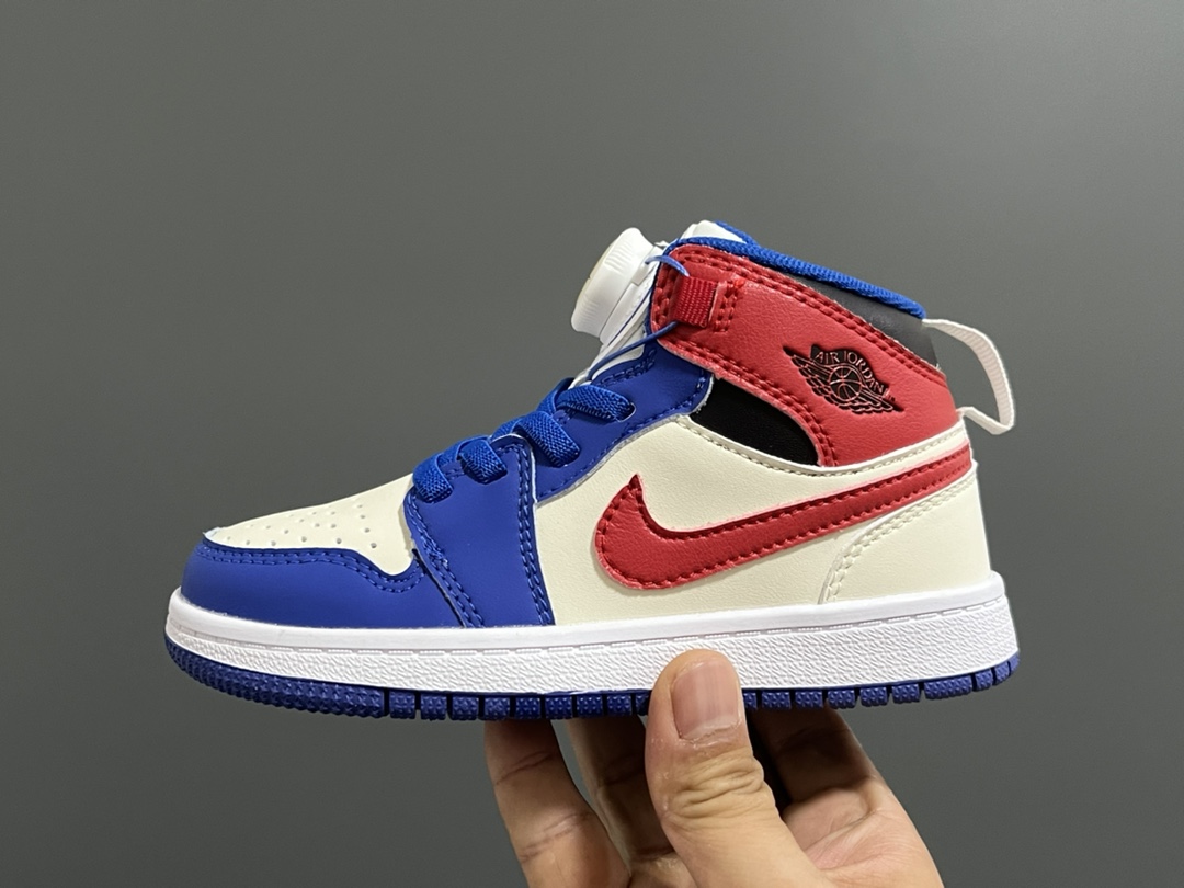 图片[4]-乔一中帮锁扣儿童运动鞋 尺码：22-37.5码 超棒的锁扣系列🔥 经典乔一中帮款式🆕 优质皮料质感超赞👍🏻 耐磨防滑大底，脚感超舒服☁️-选品中心