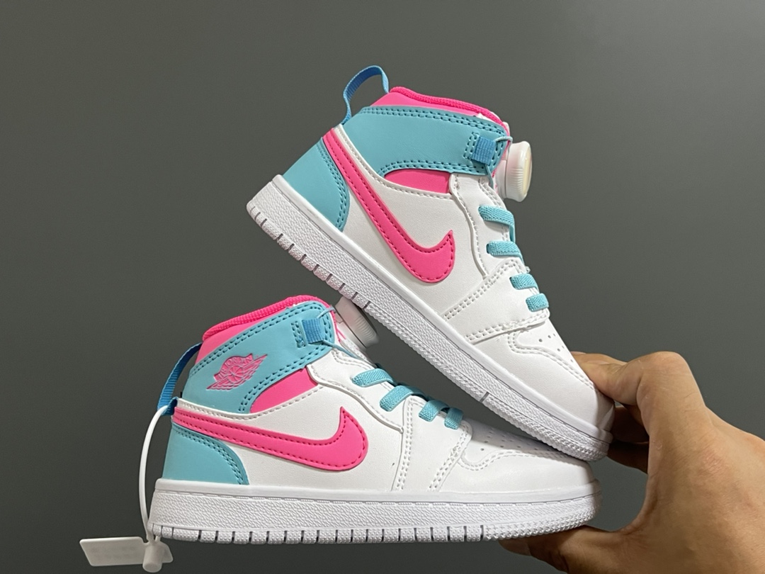 图片[7]-乔一中帮锁扣儿童运动鞋 尺码：22-37.5码 超棒的锁扣系列🔥 经典乔一中帮款式🆕 优质皮料质感超赞👍🏻 耐磨防滑大底，脚感超舒服☁️-选品中心