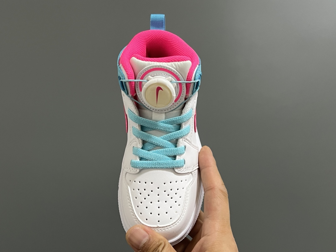 图片[8]-乔一中帮锁扣儿童运动鞋 尺码：22-37.5码 超棒的锁扣系列🔥 经典乔一中帮款式🆕 优质皮料质感超赞👍🏻 耐磨防滑大底，脚感超舒服☁️-选品中心