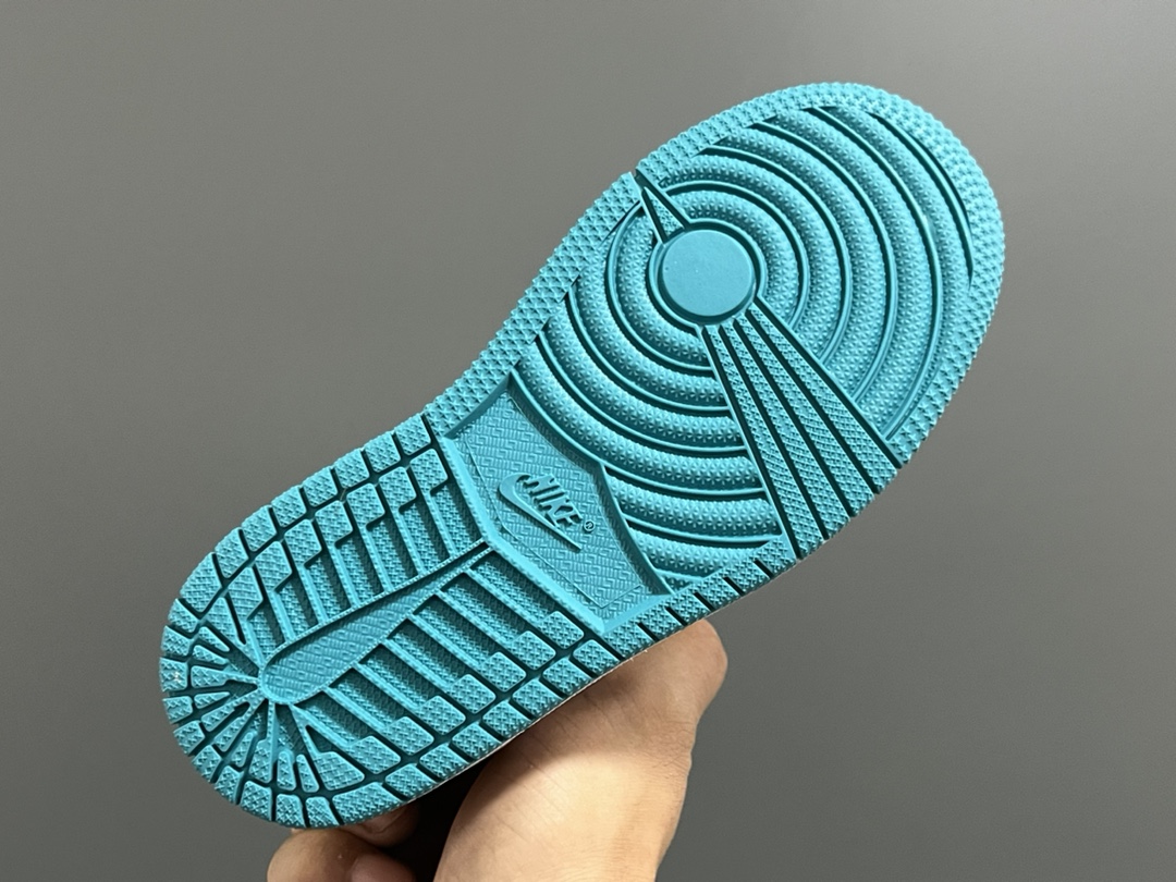 图片[7]-乔一中帮锁扣儿童运动鞋 尺码：22-37.5码 超棒的锁扣系列🔥 经典乔一中帮款式🆕 优质皮料质感超赞👍🏻 耐磨防滑大底，脚感超舒服☁️-选品中心