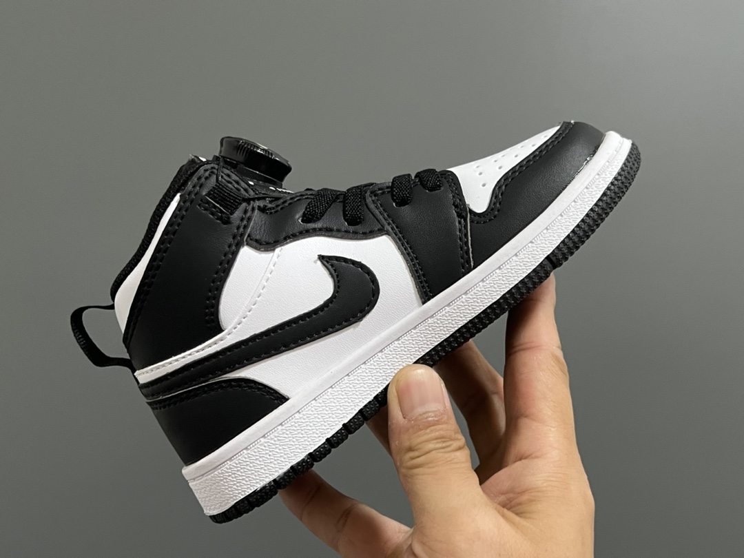 图片[6]-乔一中帮锁扣儿童运动鞋 尺码：22-37.5码 超棒的锁扣系列🔥 经典乔一中帮款式🆕 优质皮料质感超赞👍🏻 耐磨防滑大底，脚感超舒服☁️-选品中心