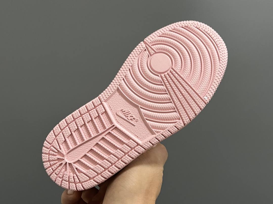 图片[5]-乔一中帮锁扣儿童运动鞋 尺码：22-37.5码 超棒的锁扣系列🔥 经典乔一中帮款式🆕 优质皮料质感超赞👍🏻 耐磨防滑大底，脚感超舒服☁️-选品中心