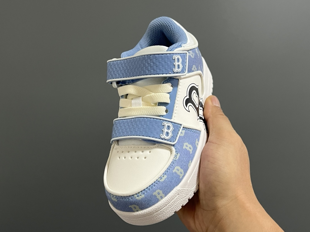 图片[3]-ML家新款时髦复古儿童魔术贴运动鞋 尺码：26-37.5 超级有学生感的MLB系列[嘿哈] 优质皮料，质感满满💯 魔术贴➕松紧带设计，穿脱超方便✌🏻 耐磨防滑大底，脚感超赞👍🏻-选品中心