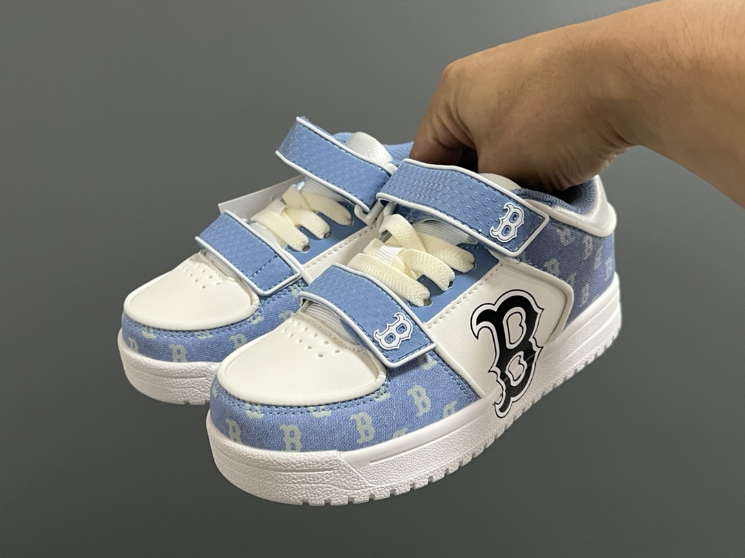 图片[2]-ML家新款时髦复古儿童魔术贴运动鞋 尺码：26-37.5 超级有学生感的MLB系列[嘿哈] 优质皮料，质感满满💯 魔术贴➕松紧带设计，穿脱超方便✌🏻 耐磨防滑大底，脚感超赞👍🏻-选品中心