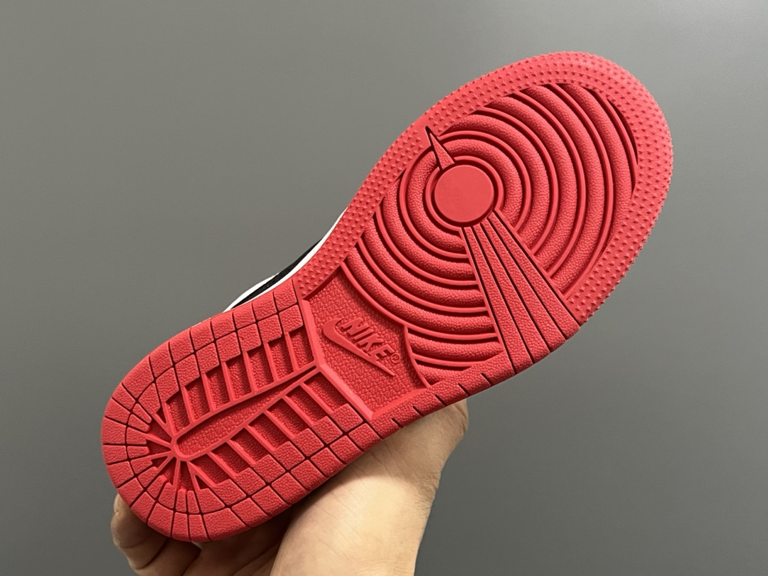 图片[5]-福利款乔一低帮鞋带扣儿童运动鞋 尺码：22-37码 经典乔一低帮🆕 百搭又时髦🆒 附赠鞋带扣，穿脱方便✌🏻 优质皮料拼接，质感满满💯-选品中心