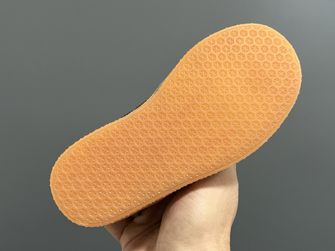 图片[9]-阿迪新款德训gazelle儿童魔术贴休闲鞋（小童） 尺码：24-37码 超嗲的配色，上脚超好看😍 大小童魔术贴区分🆚匠心打造❤️-选品中心