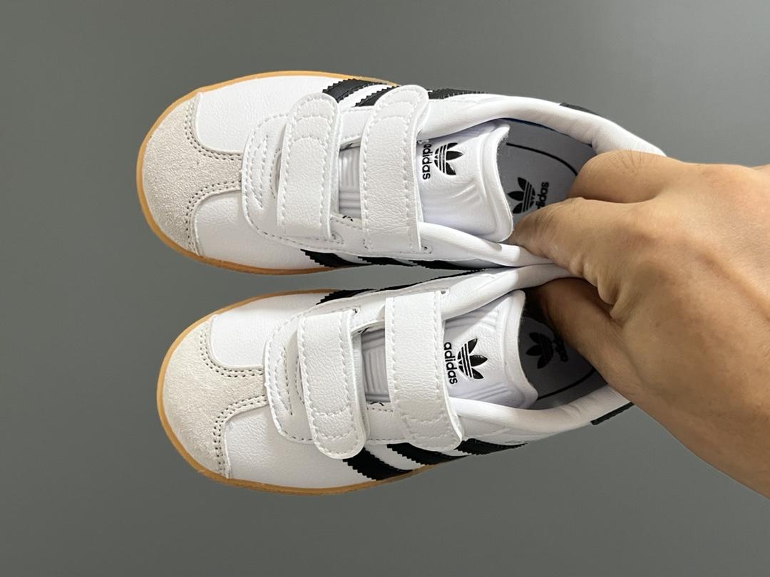 阿迪新款德训gazelle儿童魔术贴休闲鞋（小童） 尺码：24-37码 超嗲的配色，上脚超好看😍 大小童魔术贴区分🆚匠心打造❤️-选品中心