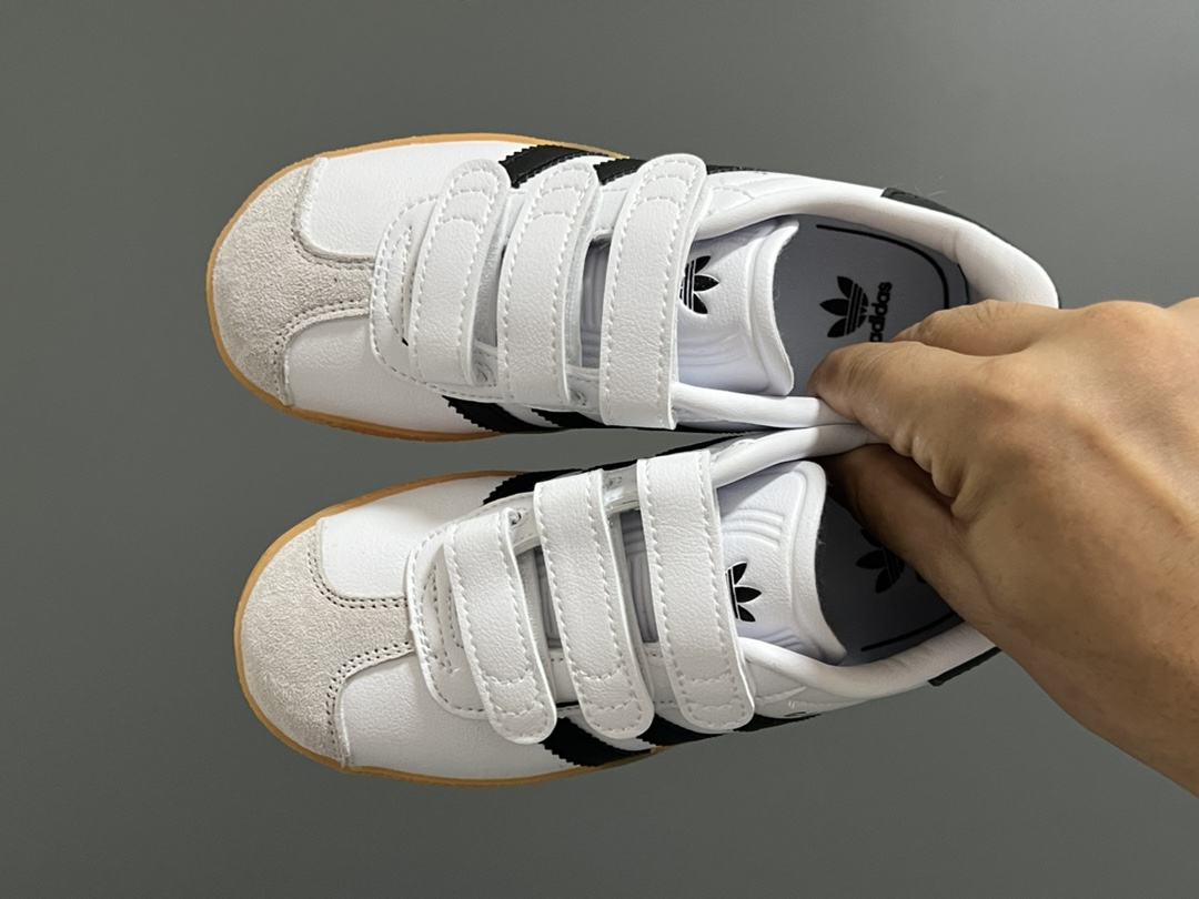 阿迪新款德训gazelle儿童魔术贴休闲鞋（大童） 尺码：24-37码 超嗲的配色，上脚超好看😍 大小童魔术贴区分🆚匠心打造❤️-选品中心