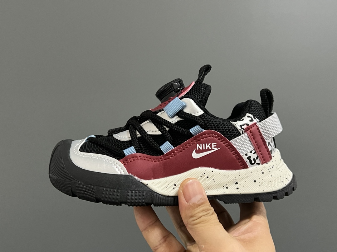 图片[4]-NK ACG轮胎底锁扣儿童运动鞋 尺码：27-37码 经典乔ACG轮胎底系列🆕 精致锁扣，质感超赞👍🏻 橡胶包头耐磨防滑大底✌🏻 优质皮料鞋面拼接☁️-选品中心