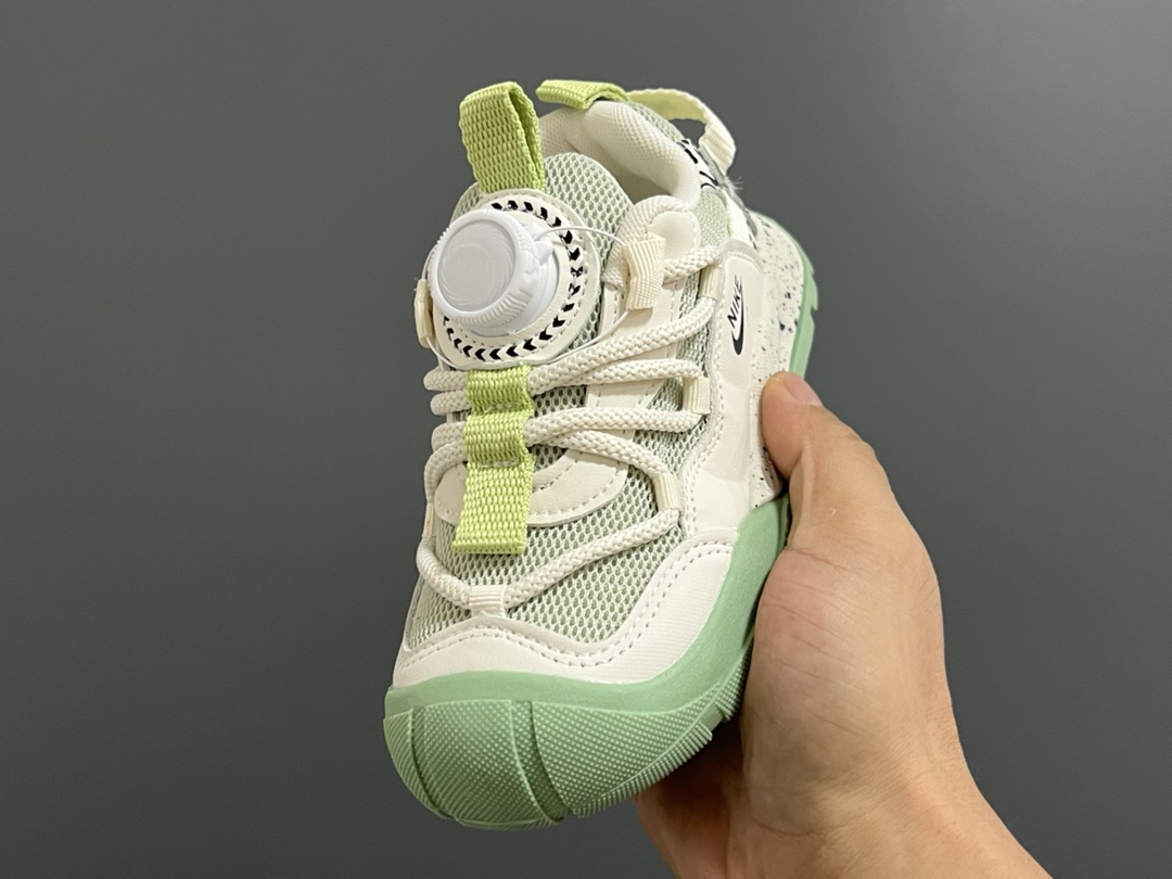 图片[4]-NK ACG轮胎底锁扣儿童运动鞋 尺码：27-37码 经典乔ACG轮胎底系列🆕 精致锁扣，质感超赞👍🏻 橡胶包头耐磨防滑大底✌🏻 优质皮料鞋面拼接☁️-选品中心