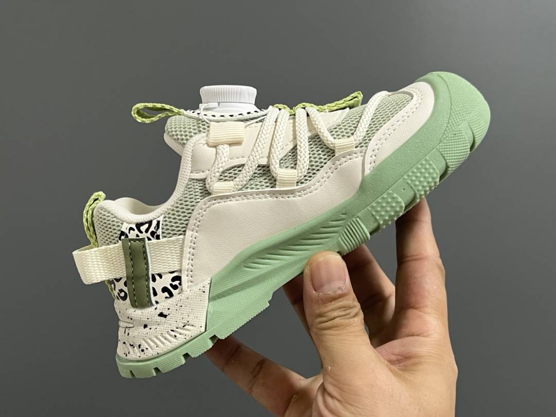 图片[6]-NK ACG轮胎底锁扣儿童运动鞋 尺码：27-37码 经典乔ACG轮胎底系列🆕 精致锁扣，质感超赞👍🏻 橡胶包头耐磨防滑大底✌🏻 优质皮料鞋面拼接☁️-选品中心