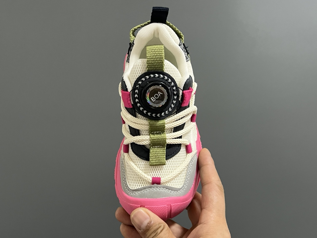 图片[8]-NK ACG轮胎底锁扣儿童运动鞋 尺码：27-37码 经典乔ACG轮胎底系列🆕 精致锁扣，质感超赞👍🏻 橡胶包头耐磨防滑大底✌🏻 优质皮料鞋面拼接☁️-选品中心