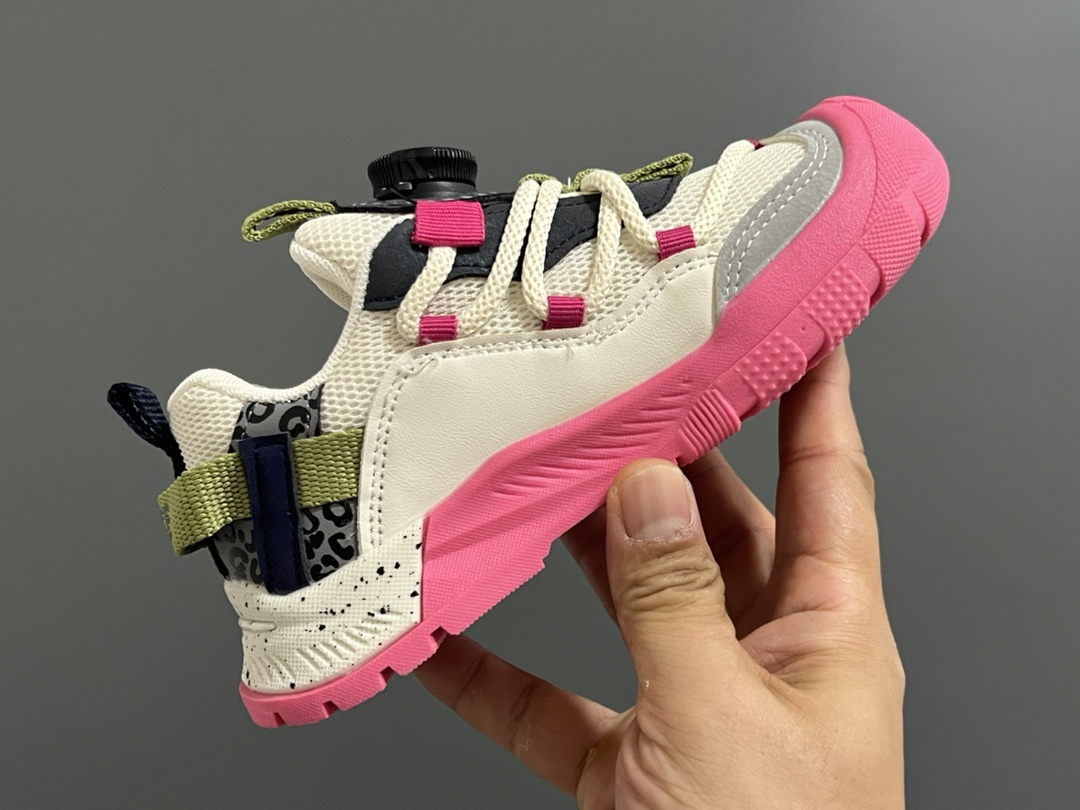 图片[6]-NK ACG轮胎底锁扣儿童运动鞋 尺码：27-37码 经典乔ACG轮胎底系列🆕 精致锁扣，质感超赞👍🏻 橡胶包头耐磨防滑大底✌🏻 优质皮料鞋面拼接☁️-选品中心