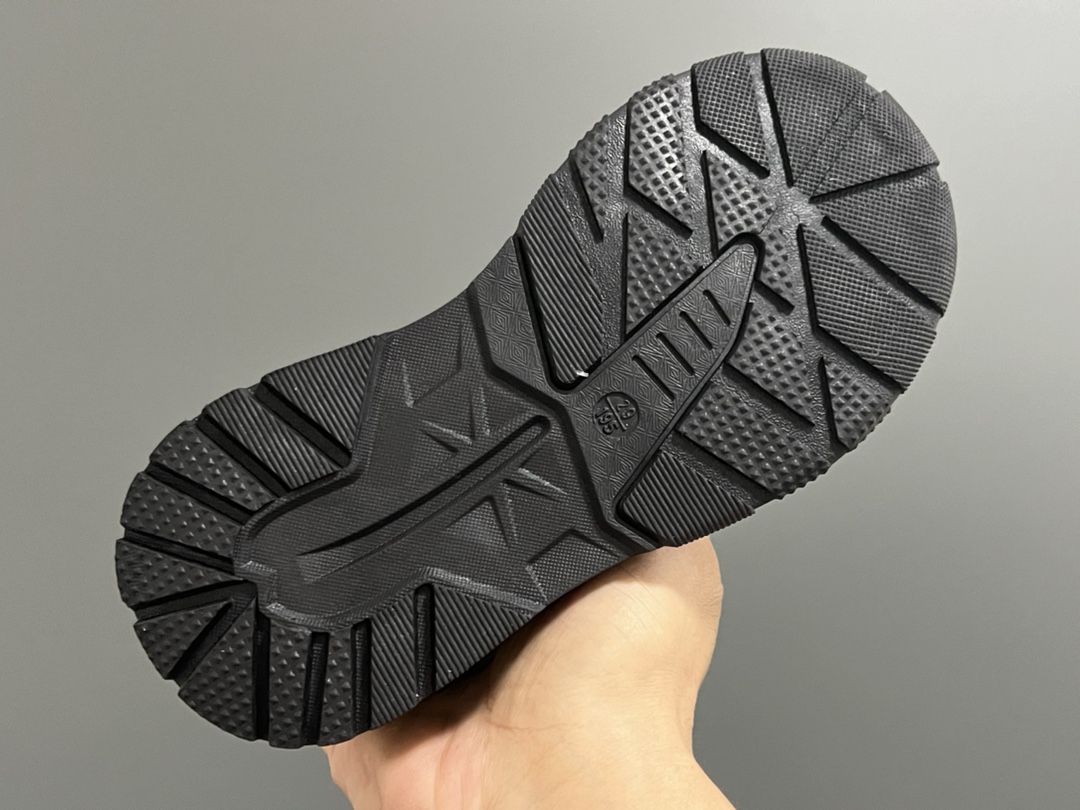 图片[5]-NK ACG轮胎底锁扣儿童运动鞋 尺码：27-37码 经典乔ACG轮胎底系列🆕 精致锁扣，质感超赞👍🏻 橡胶包头耐磨防滑大底✌🏻 优质皮料鞋面拼接☁️-选品中心