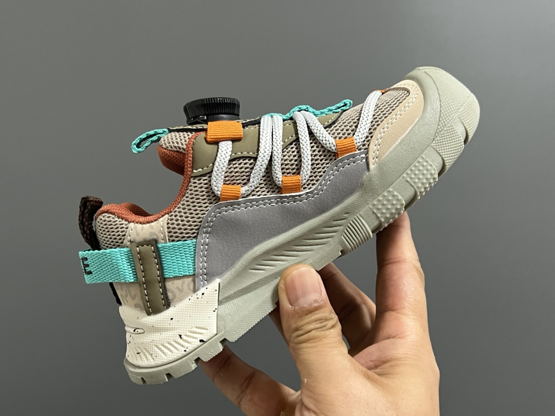 图片[6]-NK ACG轮胎底锁扣儿童运动鞋 尺码：27-37码 经典乔ACG轮胎底系列🆕 精致锁扣，质感超赞👍🏻 橡胶包头耐磨防滑大底✌🏻 优质皮料鞋面拼接☁️-选品中心