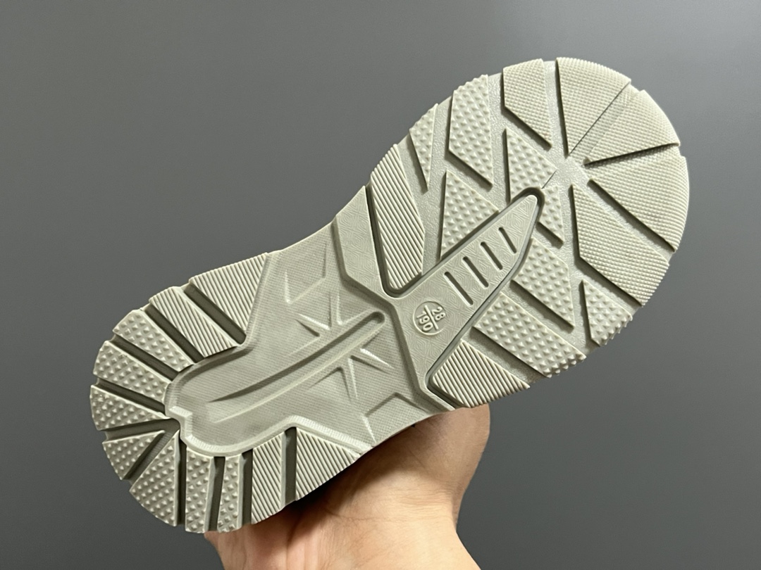 图片[5]-NK ACG轮胎底锁扣儿童运动鞋 尺码：27-37码 经典乔ACG轮胎底系列🆕 精致锁扣，质感超赞👍🏻 橡胶包头耐磨防滑大底✌🏻 优质皮料鞋面拼接☁️-选品中心