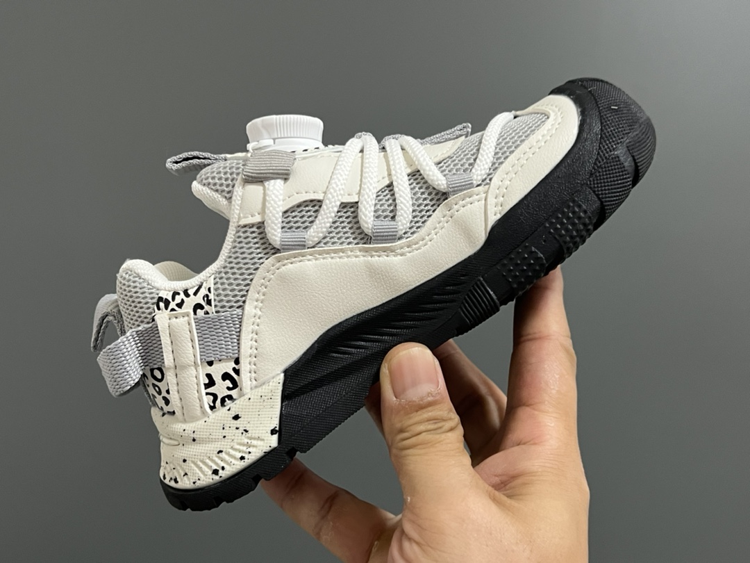 图片[5]-NK ACG轮胎底锁扣儿童运动鞋 尺码：27-37码 经典乔ACG轮胎底系列🆕 精致锁扣，质感超赞👍🏻 橡胶包头耐磨防滑大底✌🏻 优质皮料鞋面拼接☁️-选品中心