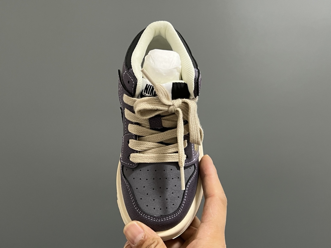 图片[8]-乔一中帮联名魔术贴儿童篮球鞋 尺码：26-37码 经典乔一中帮款式🆕 秋冬超合适❤️ 魔术贴设计，穿脱方便✌🏻 联名系列，细节印花超可爱😍-选品中心