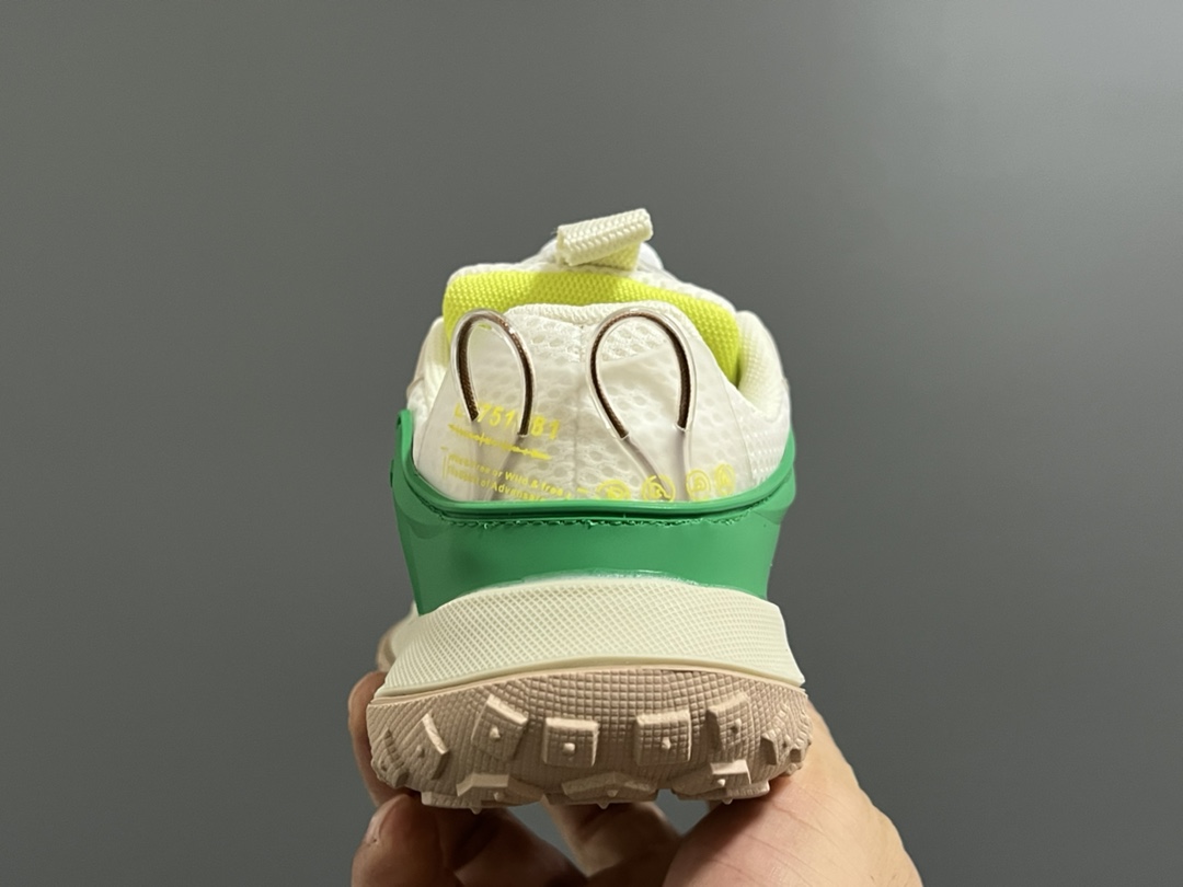 图片[7]-NK 新款锁扣网面儿童老爹运动鞋 尺码：27-37码 经典锁扣设计，一按一拉，超级方便✌🏻 网面透气舒适☁️ 耐磨防滑橡胶大底✌🏻 老爹款超舒适✔️-选品中心