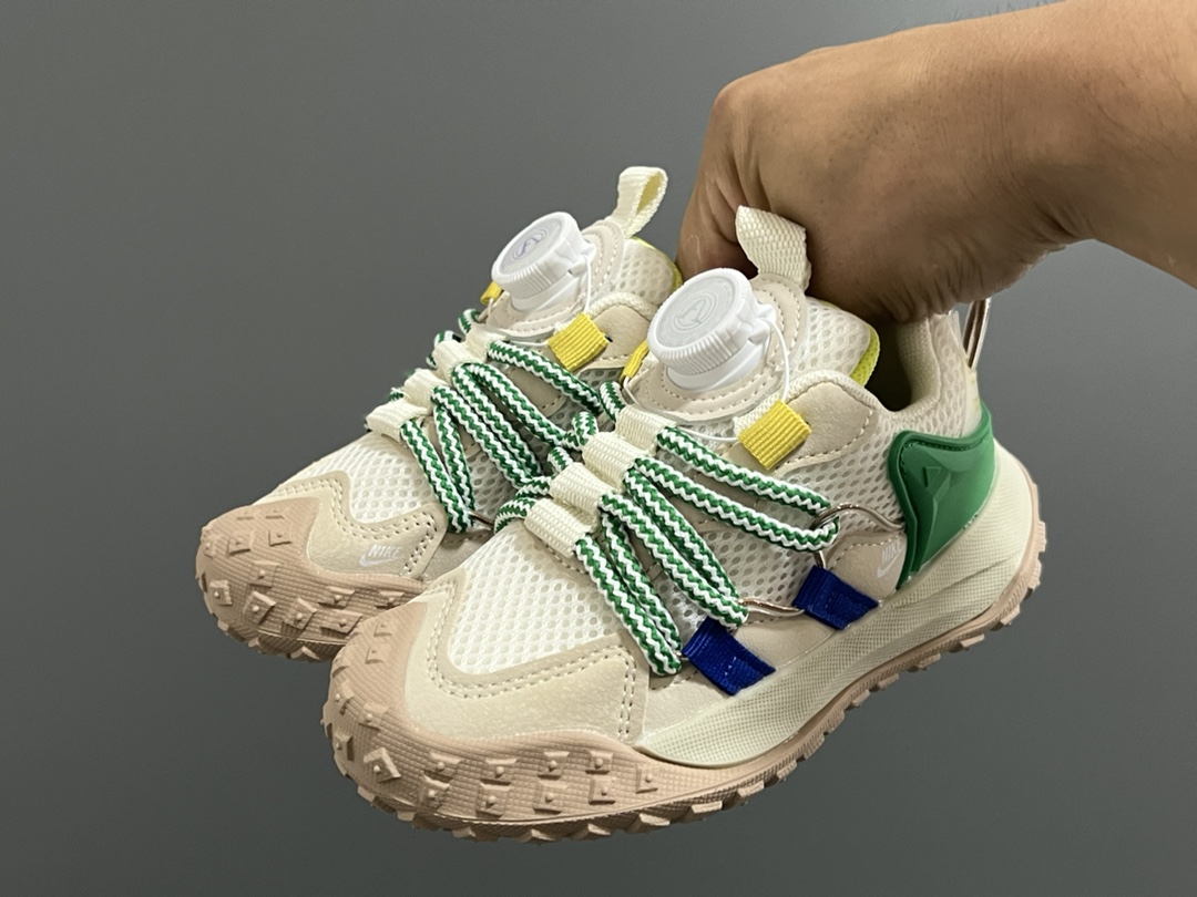 图片[3]-NK 新款锁扣网面儿童老爹运动鞋 尺码：27-37码 经典锁扣设计，一按一拉，超级方便✌🏻 网面透气舒适☁️ 耐磨防滑橡胶大底✌🏻 老爹款超舒适✔️-选品中心