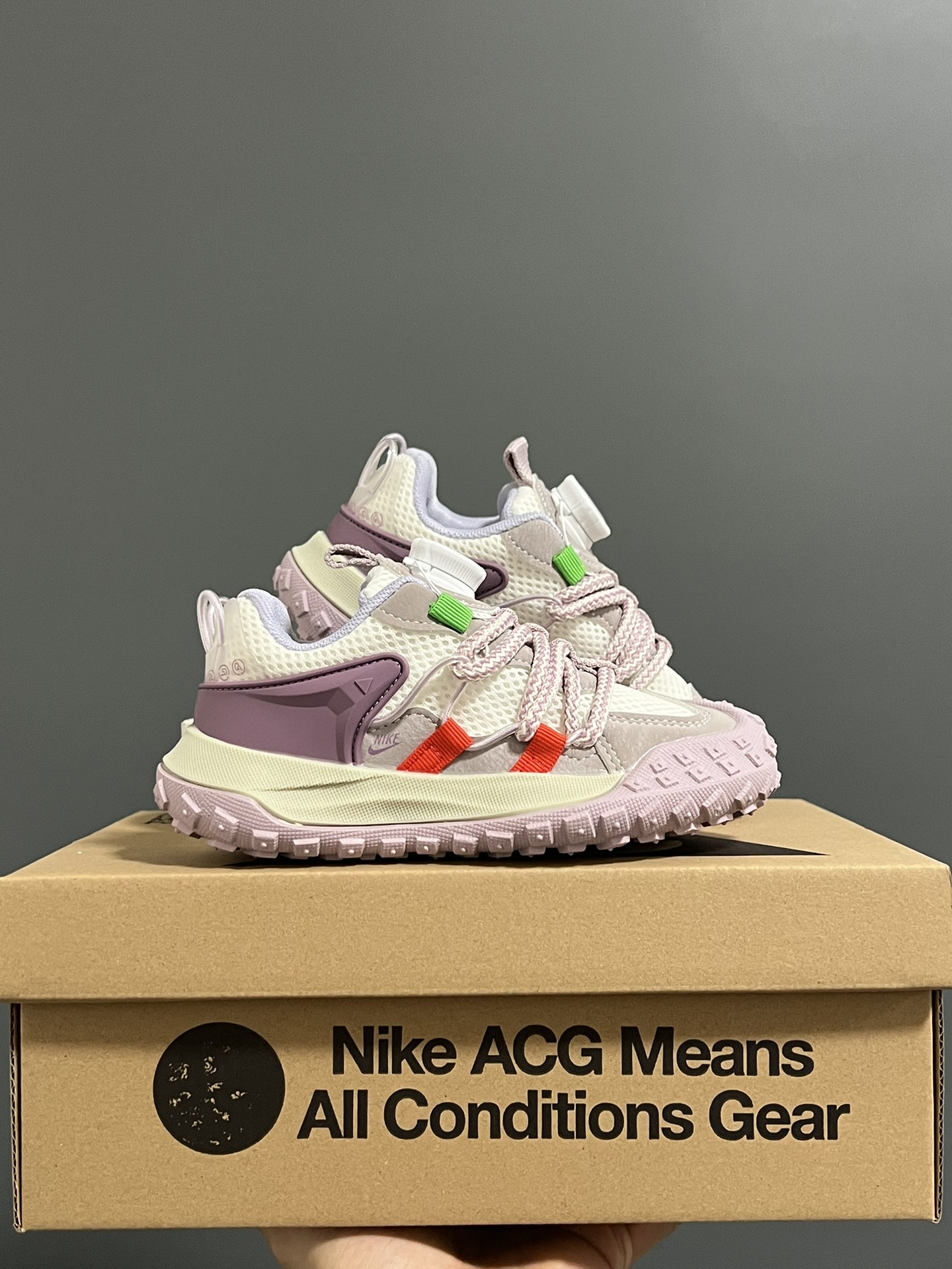 图片[2]-NK 新款锁扣网面儿童老爹运动鞋 尺码：27-37码 经典锁扣设计，一按一拉，超级方便✌🏻 网面透气舒适☁️ 耐磨防滑橡胶大底✌🏻 老爹款超舒适✔️-选品中心