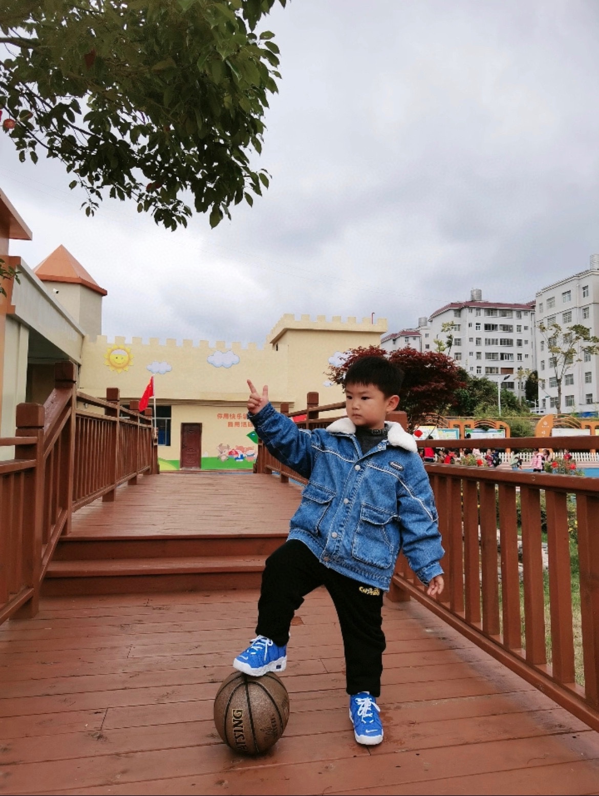 图片[7]-尺码表更新👇🏻海外版NK皮蓬新款气垫大小童运动鞋 尺码：24-37.5码 24-27码：松紧带 28-37.5码：鞋带扣 内长为适合脚长，脚多长选多长 例：脚长17左右选择28码比较合适 多花一分钟量好脚长，🉑️节约来回换码的时间和运费哦😘-选品中心