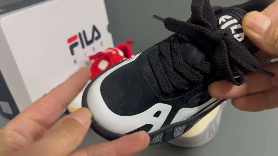 Versatile Shoe Paste: High-Quality, Flexible, and Decorative