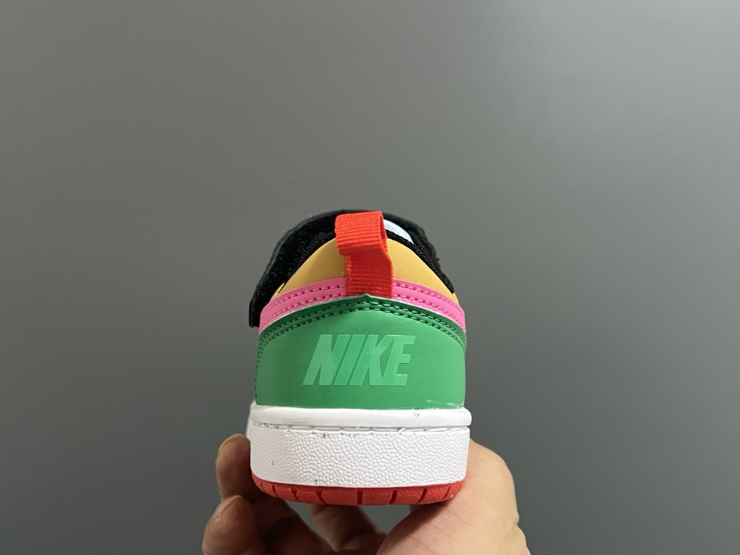 图片[5]-‼️‼️‼️ NK 空一号工装低帮魔术贴儿童板鞋小白鞋 尺码：24-37码 经典百搭板鞋小白鞋，学生时代必备❤️ 低帮魔术贴设计，穿脱方便✔️ 橡胶大底，耐磨防滑👍🏻 优质皮料拼接，质感满分💯-选品中心