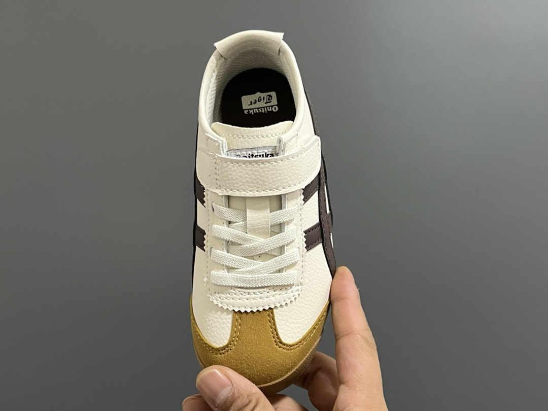 图片[5]-YSS 新款限量儿童魔术贴休闲鞋 尺码：22-37码 新工厂新工艺新材料🆕 新配色更好看啦✌🏻 经典款式设计，低调奢华有内涵❤️ 魔术贴松紧带设计，穿脱超方便✔️ 超弹橡胶大底，脚感超赞👍🏻-选品中心