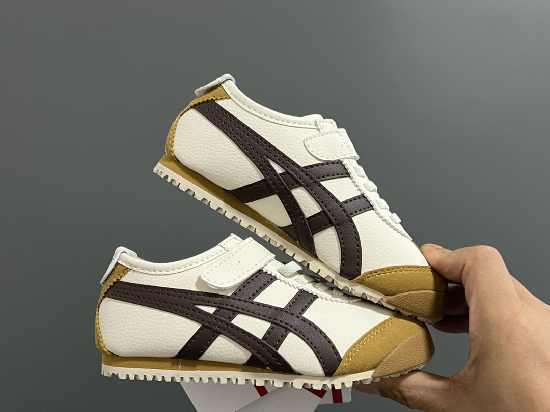 图片[9]-YSS 新款限量儿童魔术贴休闲鞋 尺码：22-37码 新工厂新工艺新材料🆕 新配色更好看啦✌🏻 经典款式设计，低调奢华有内涵❤️ 魔术贴松紧带设计，穿脱超方便✔️ 超弹橡胶大底，脚感超赞👍🏻-选品中心