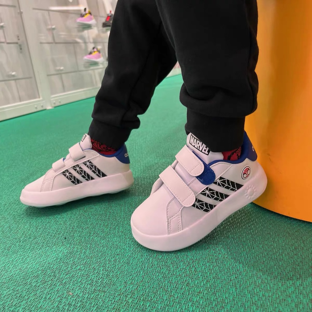 图片[6]-尺码表更新👇🏻A家新款迪斯尼联名魔术贴婴童云朵底轻便运动鞋 尺码：22-27码 内长为适合脚长，脚多长选多长 例：脚长15左右选择26码比较合适 多花一分钟量好脚长，🉑️节约来回换码的时间和运费哦😘-选品中心